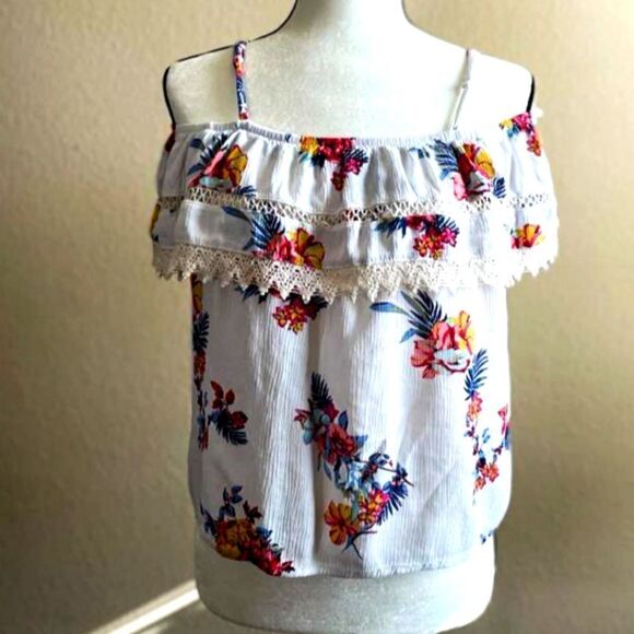 No boundaries flower top - Picture 1 of 7